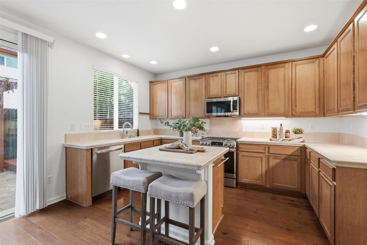 1209 Manza Circle