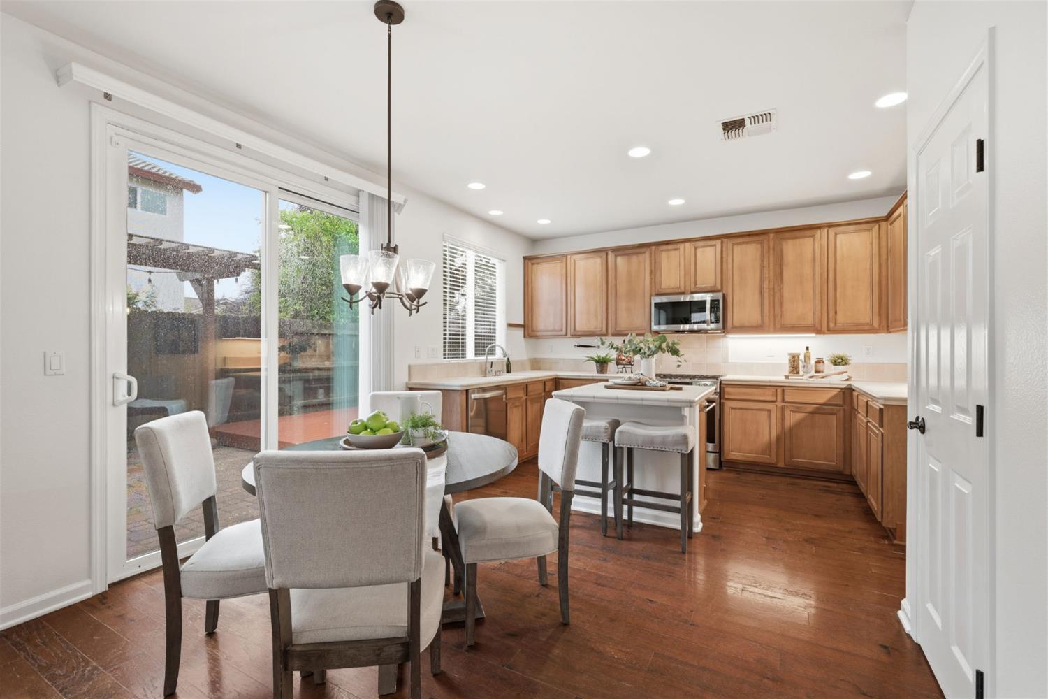 1209 Manza Circle