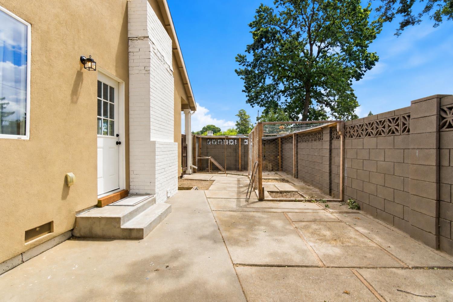 4856 Hazelwood Avenue