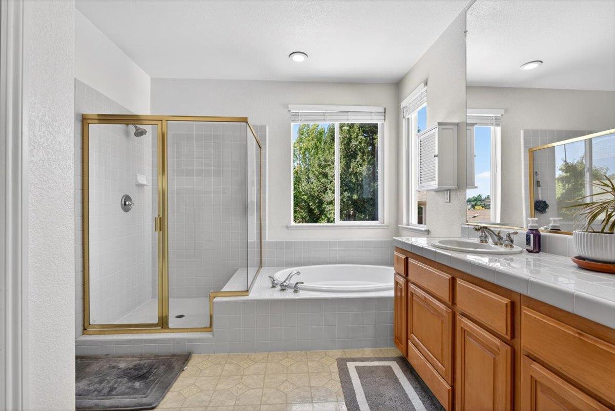 124 Blue Bonnet Court