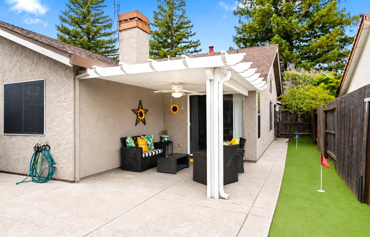 1204 Schooner Drive