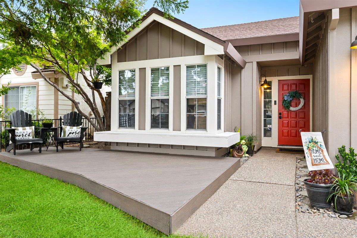 1204 Schooner Drive