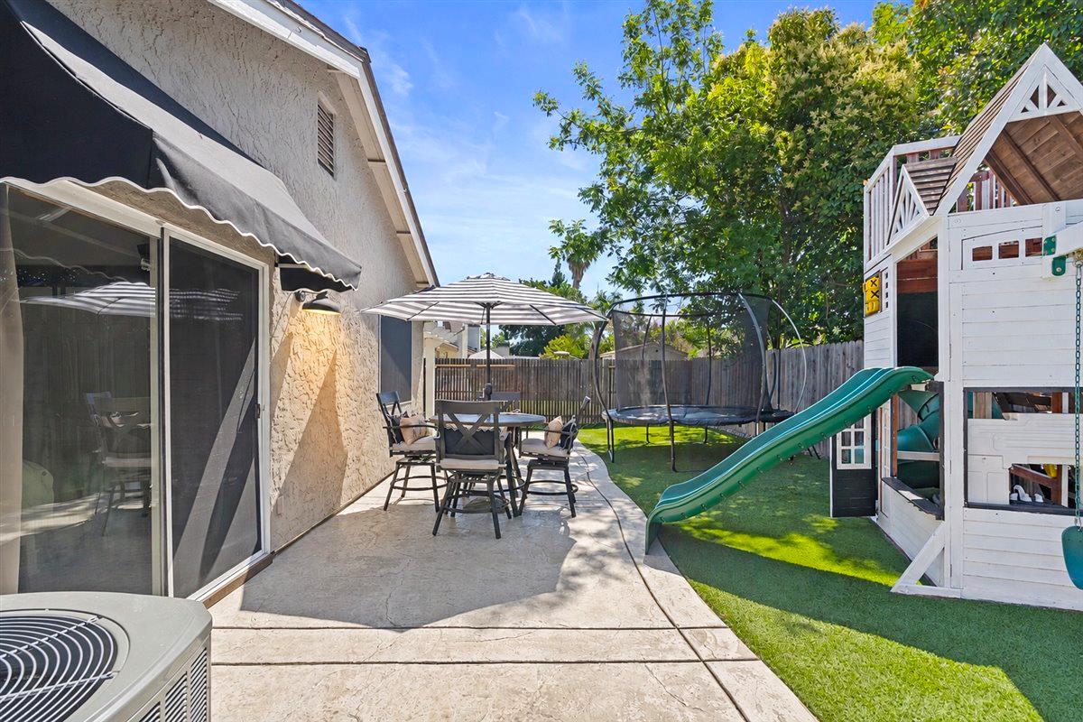 1204 Schooner Drive