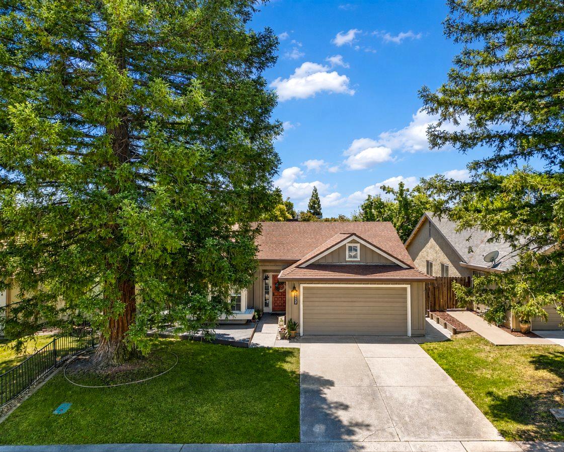 1204 Schooner Drive