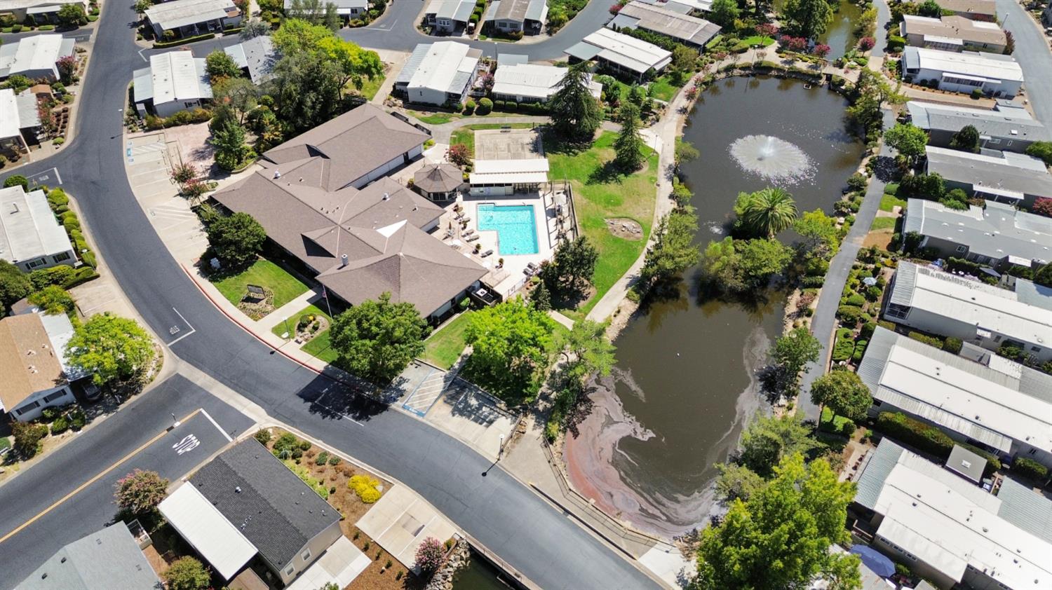 537 Southwood Dr