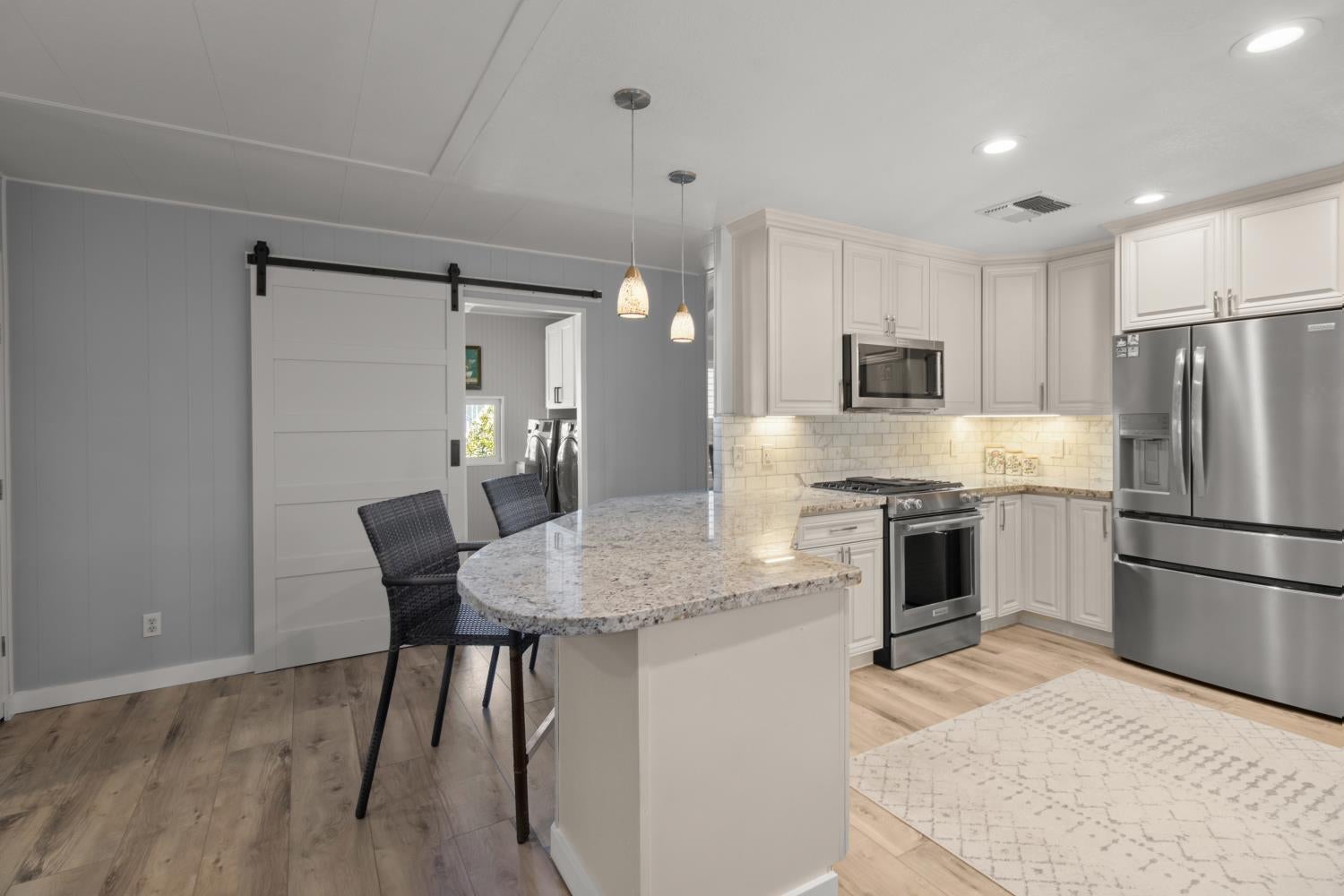 537 Southwood Dr