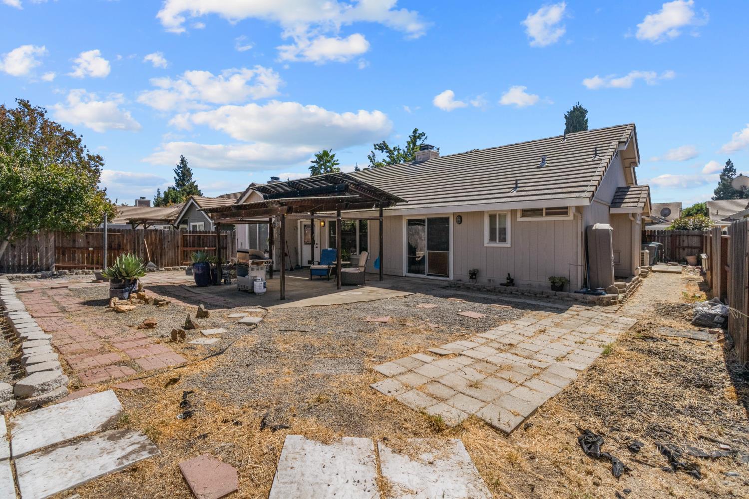 2283 Pecan Drive