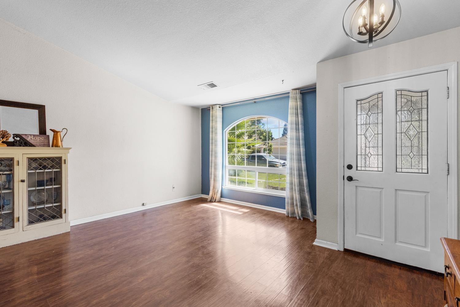 2283 Pecan Drive