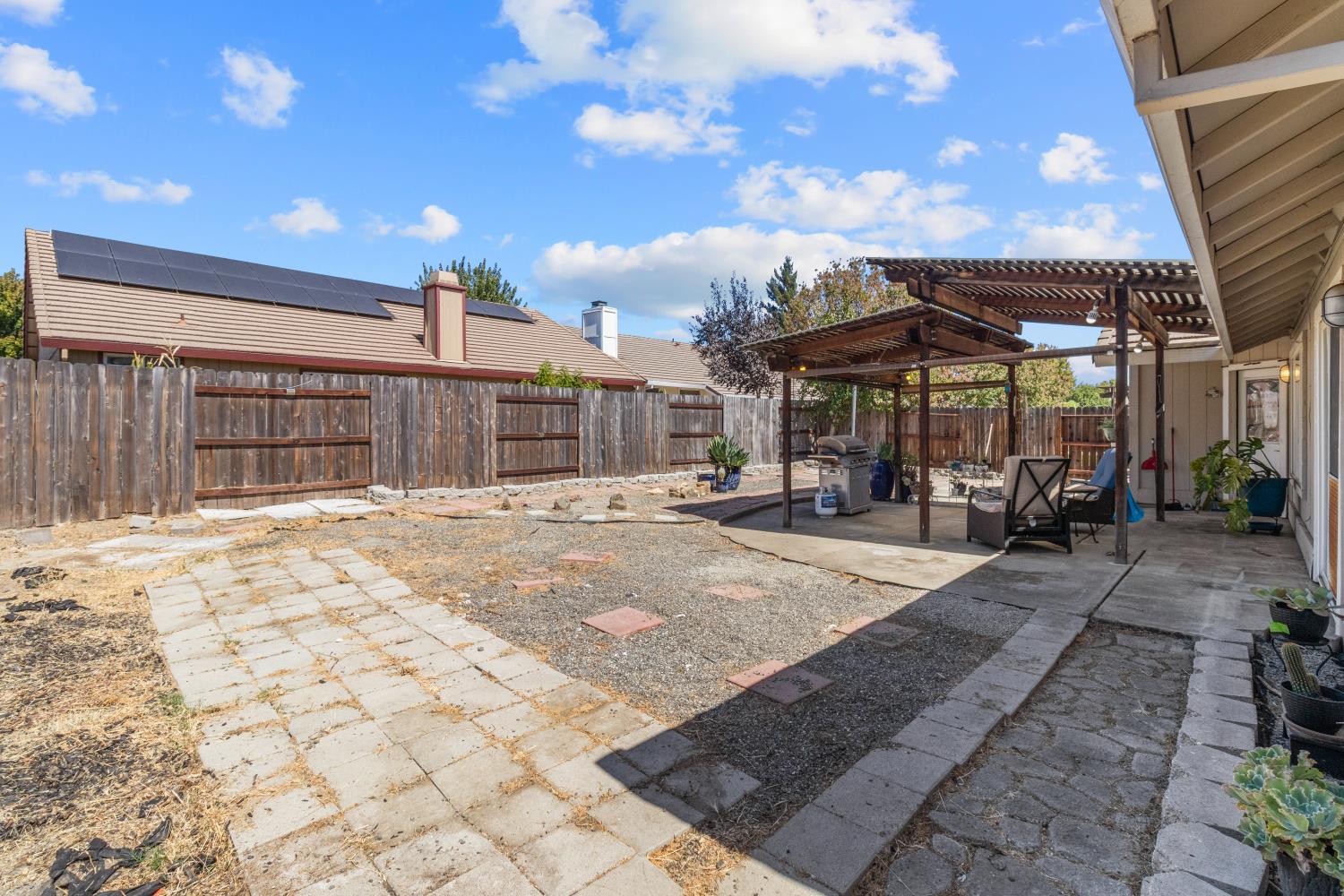 2283 Pecan Drive