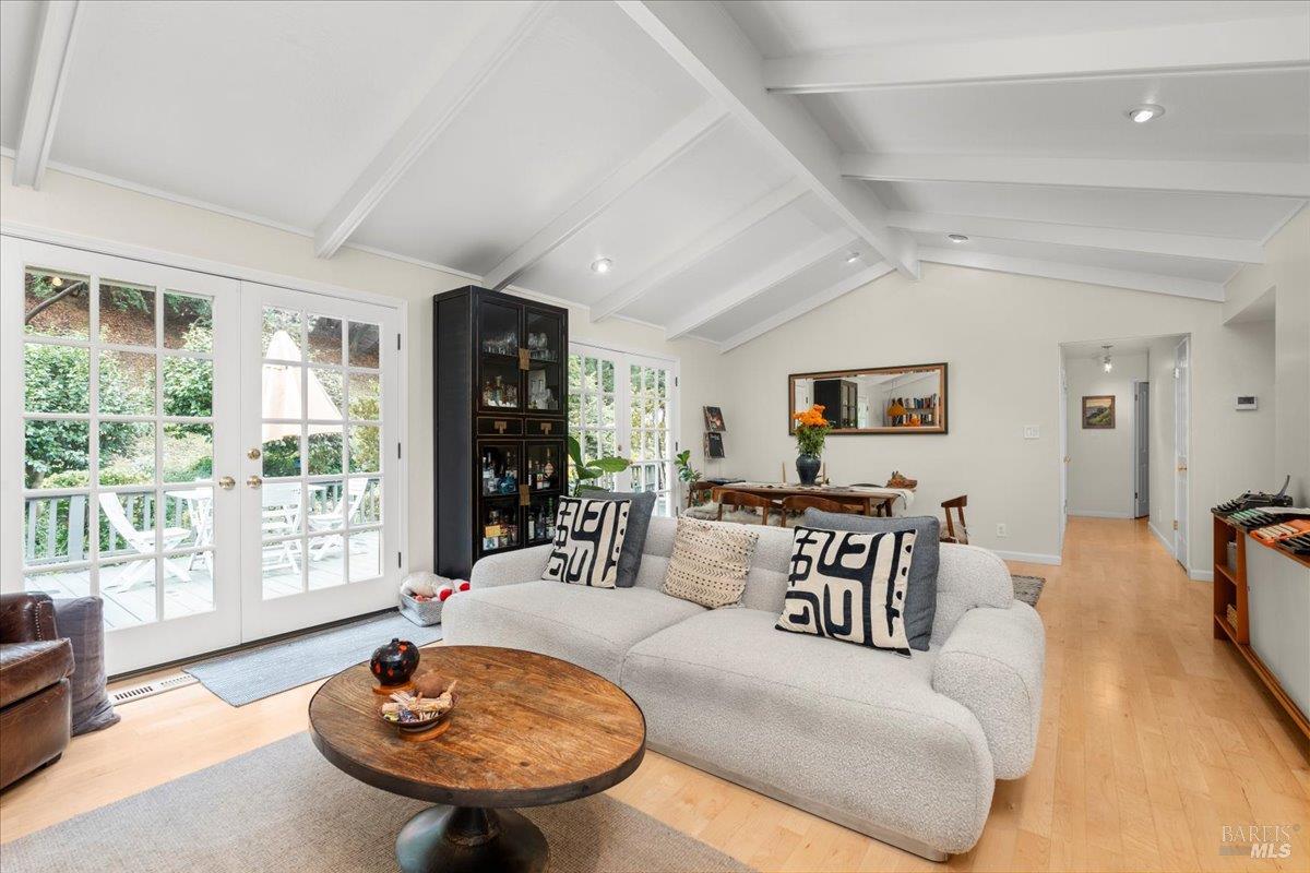 2539 Rollingwood Drive