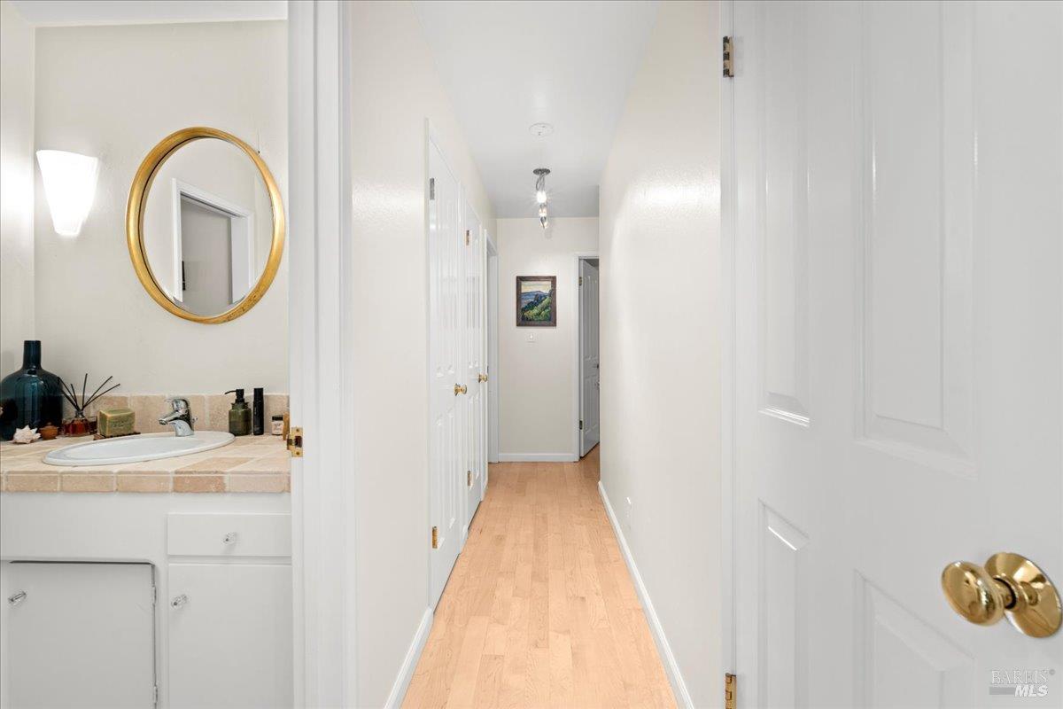 2539 Rollingwood Drive