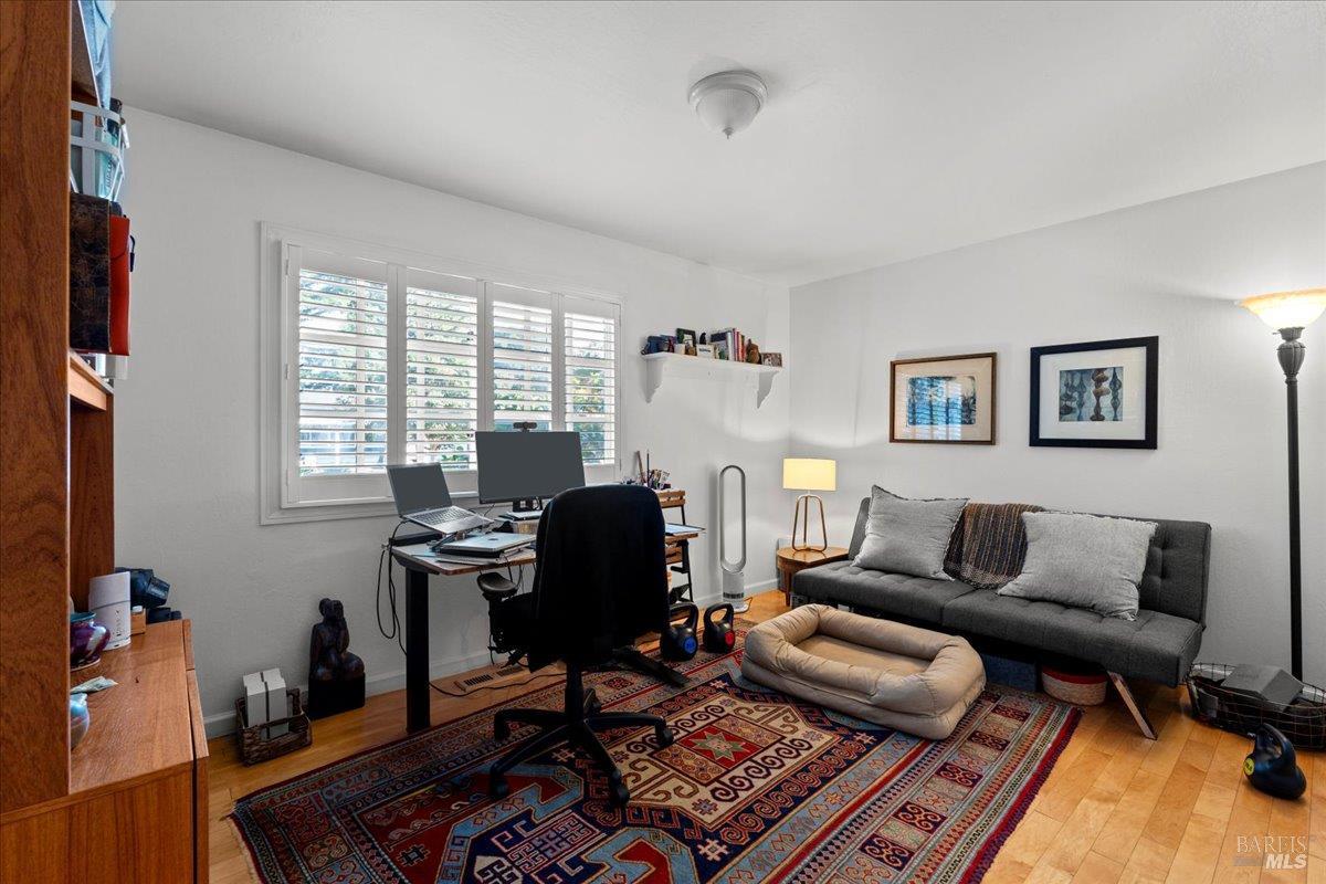 2539 Rollingwood Drive