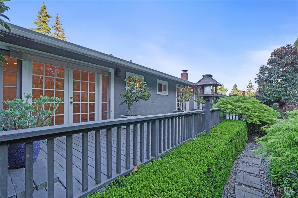 2539 Rollingwood Drive