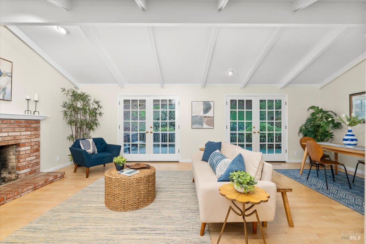 2539 Rollingwood Drive