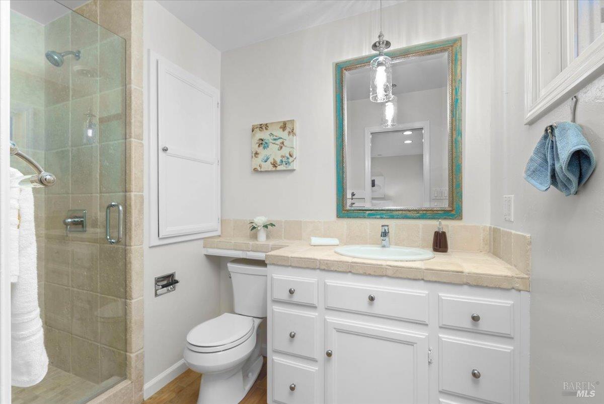 2539 Rollingwood Drive