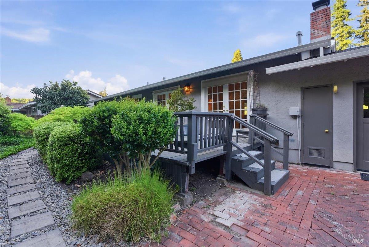 2539 Rollingwood Drive