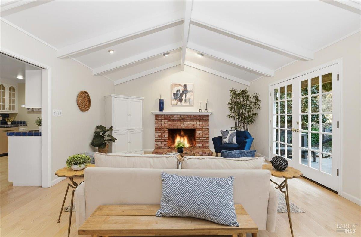 2539 Rollingwood Drive