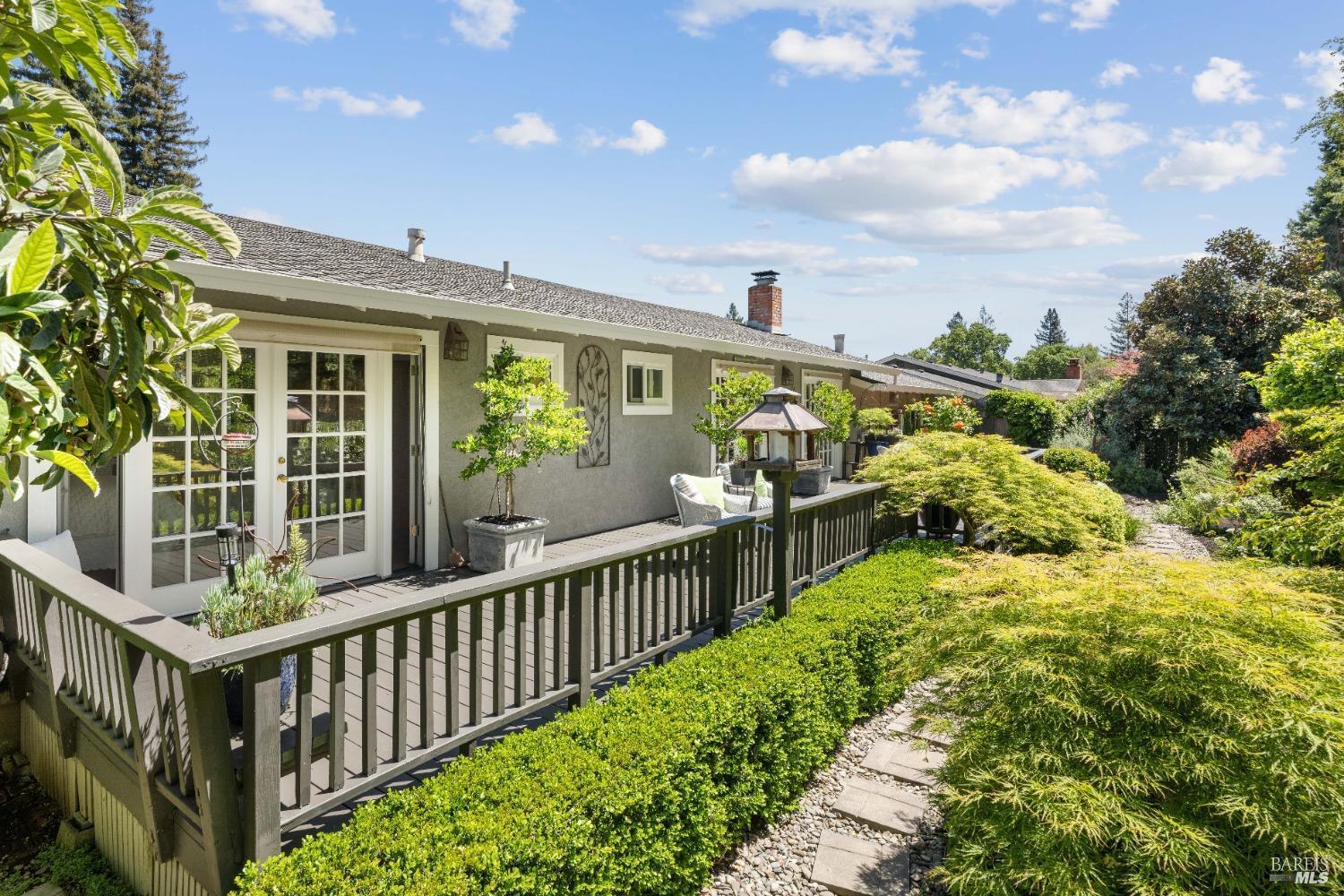 2539 Rollingwood Drive