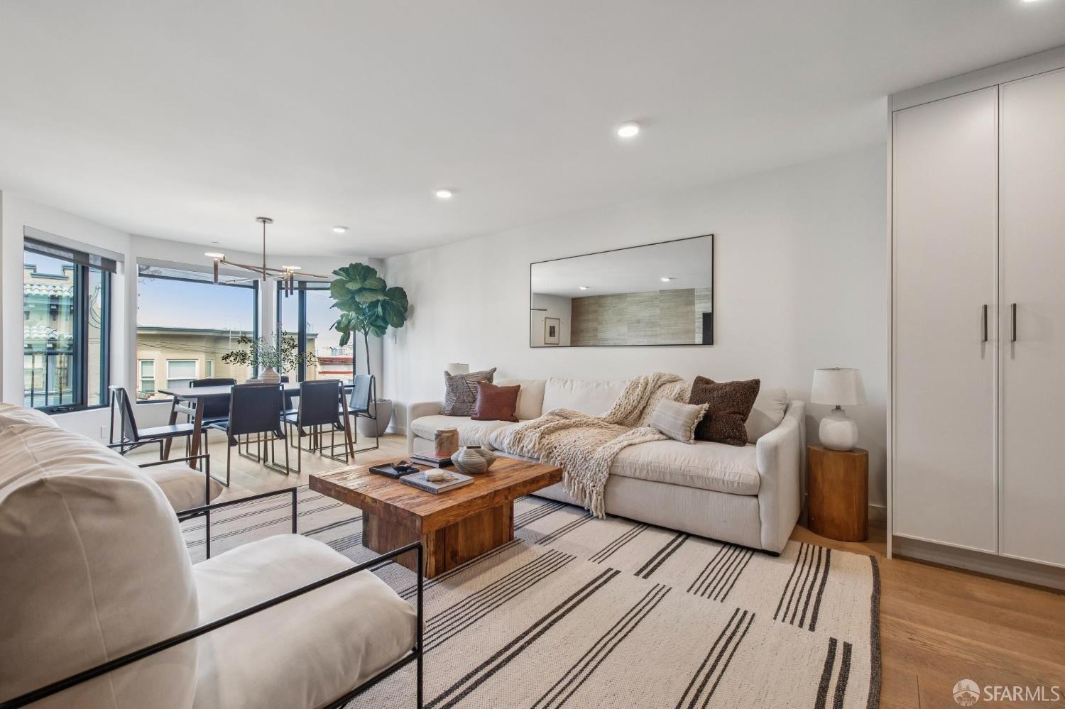 1624 Larkin Street # 7