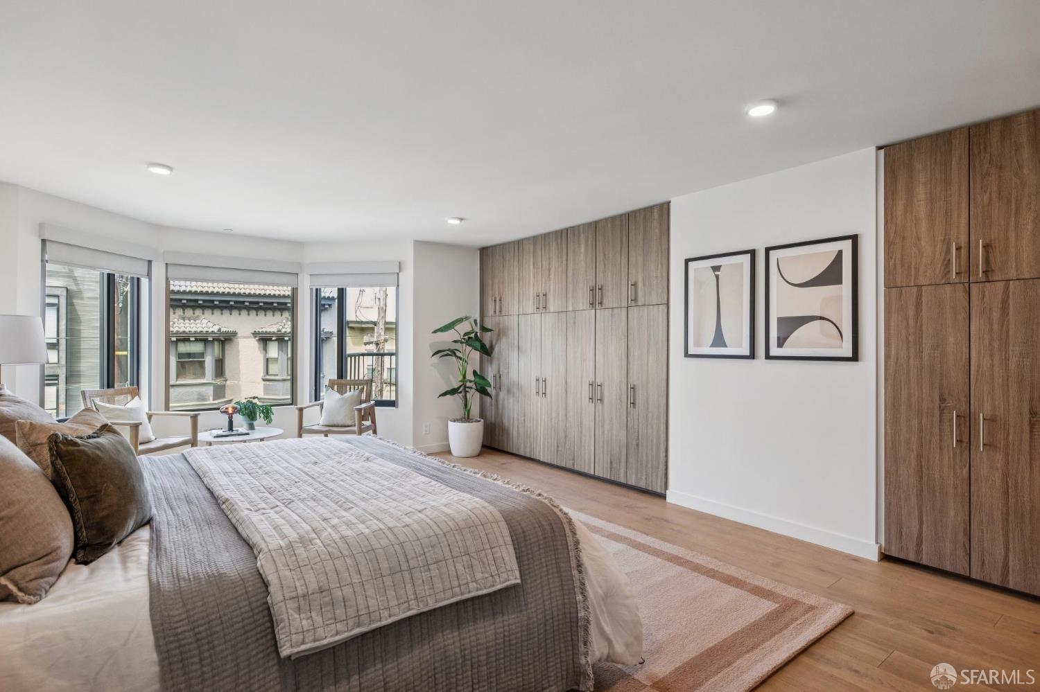 1624 Larkin Street # 7