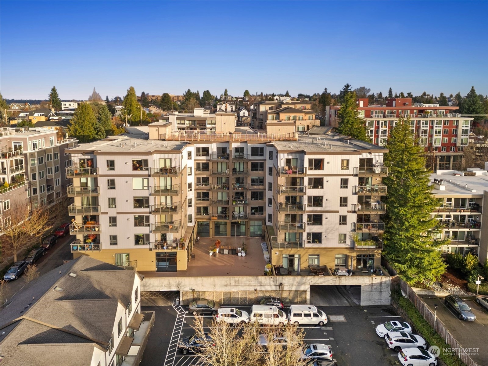 5001 California Avenue SW Unit: 611