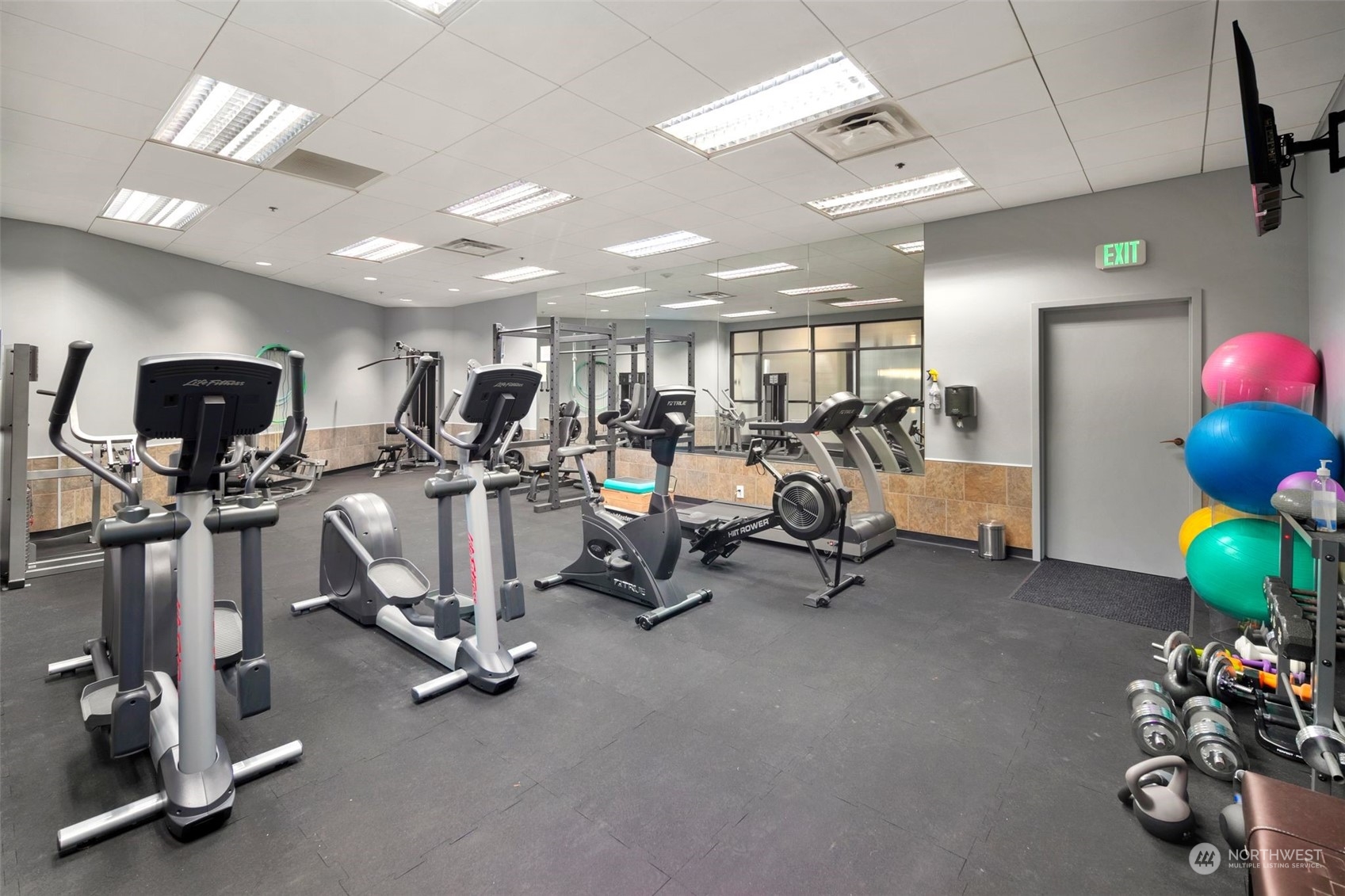 5001 California Avenue SW Unit: 611