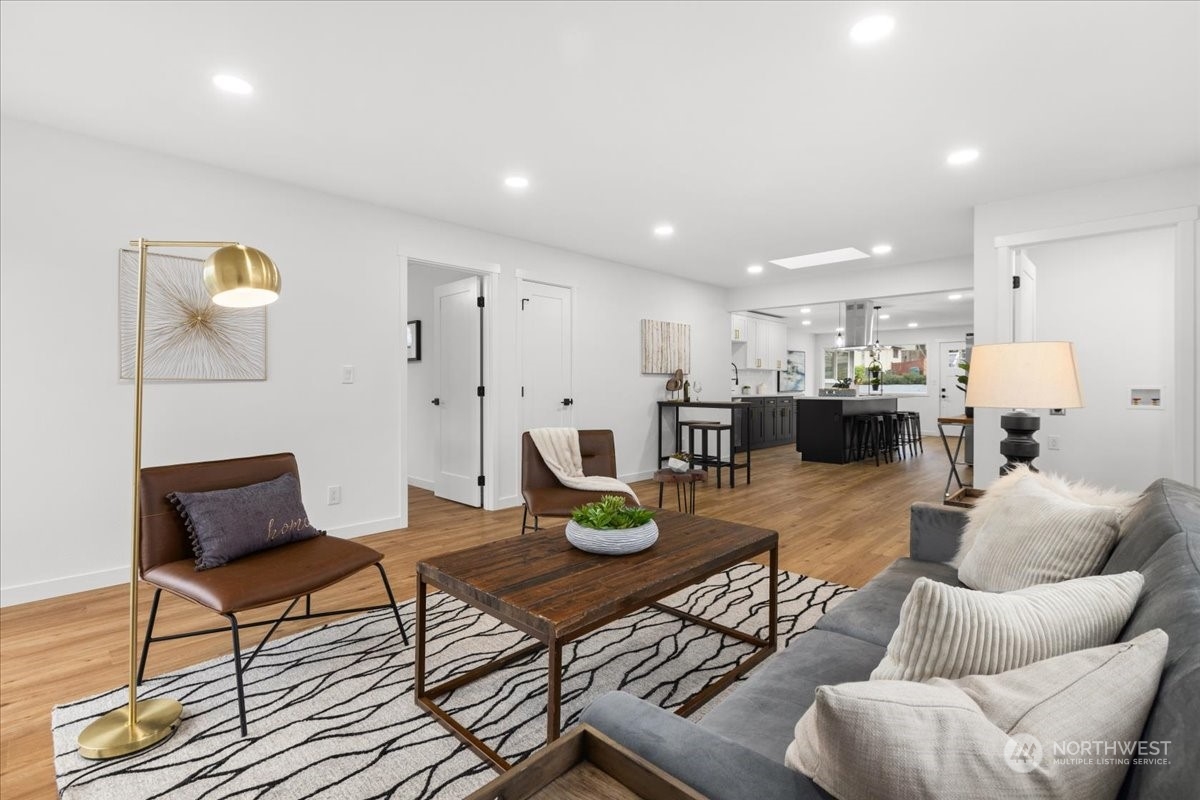 4111 Renton Avenue S