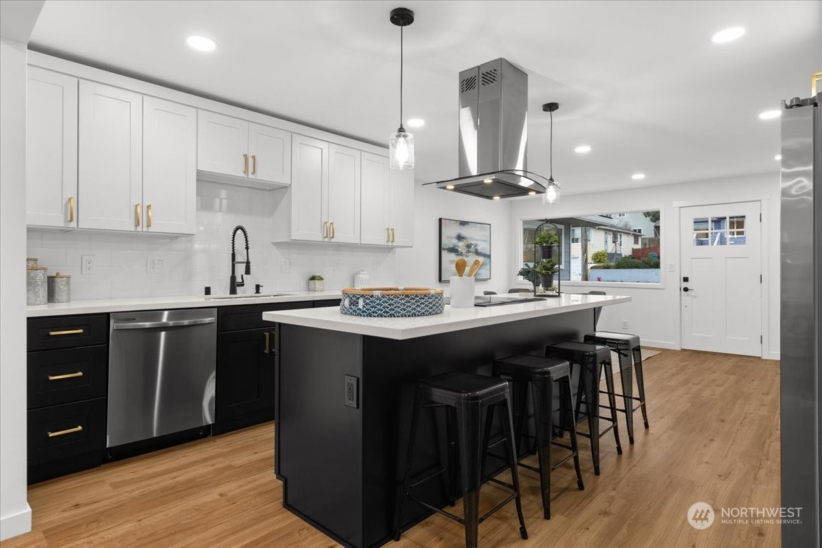 4111 Renton Avenue S