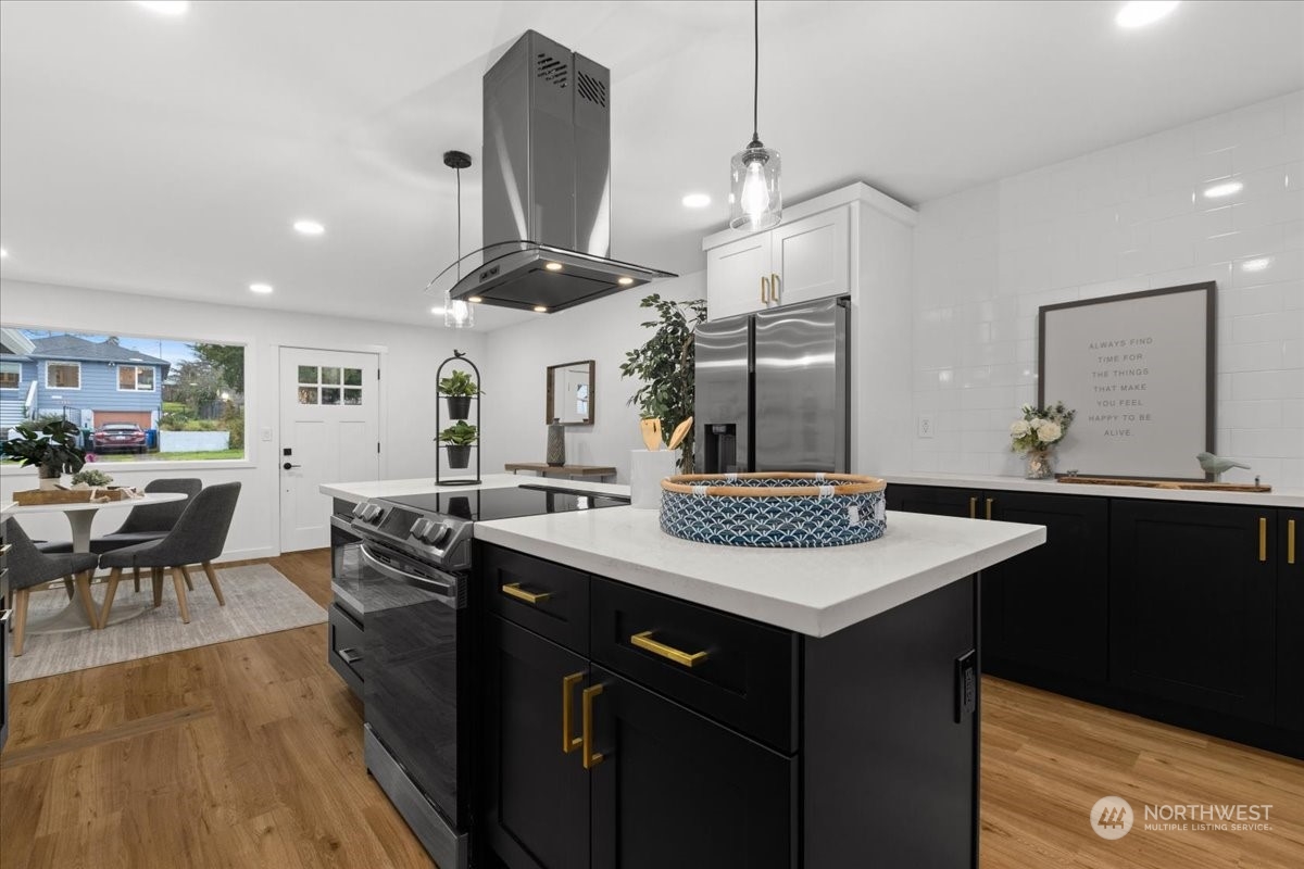 4111 Renton Avenue S