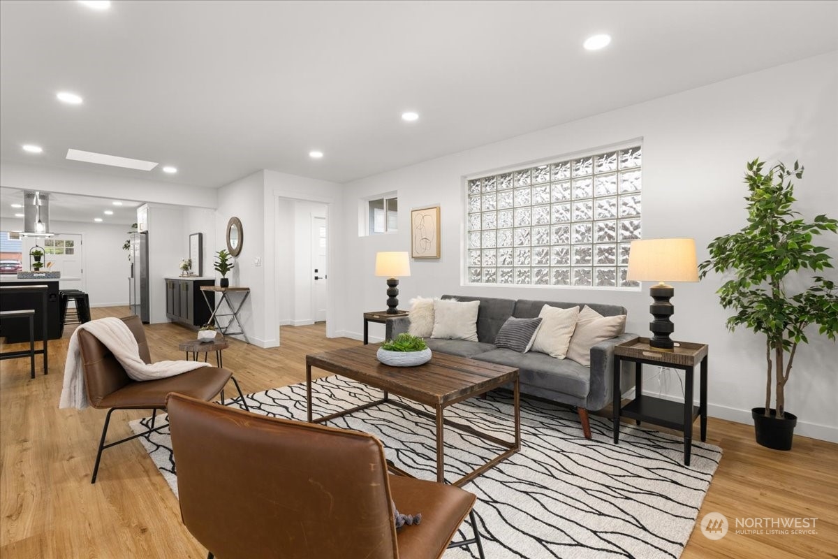 4111 Renton Avenue S