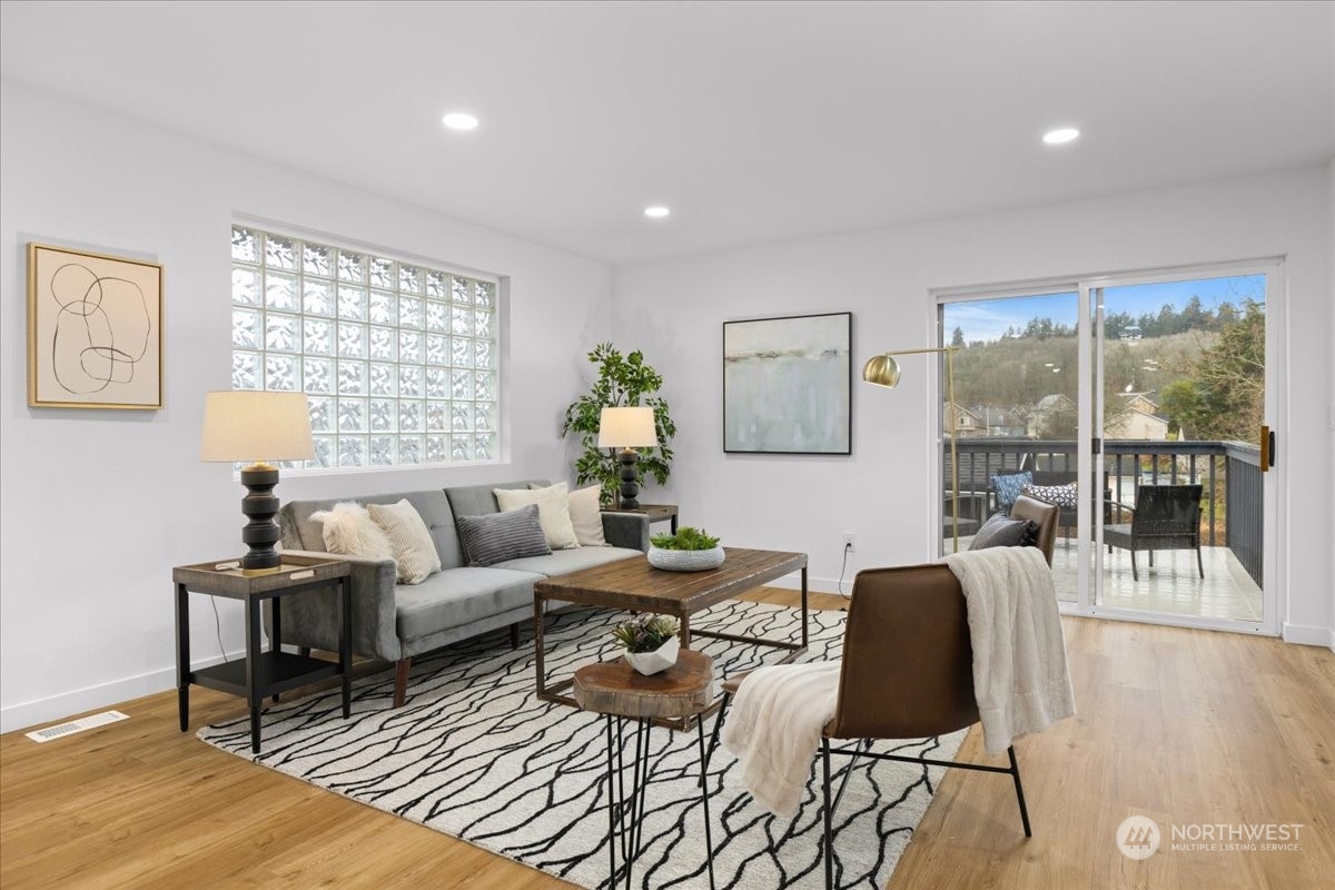 4111 Renton Avenue S