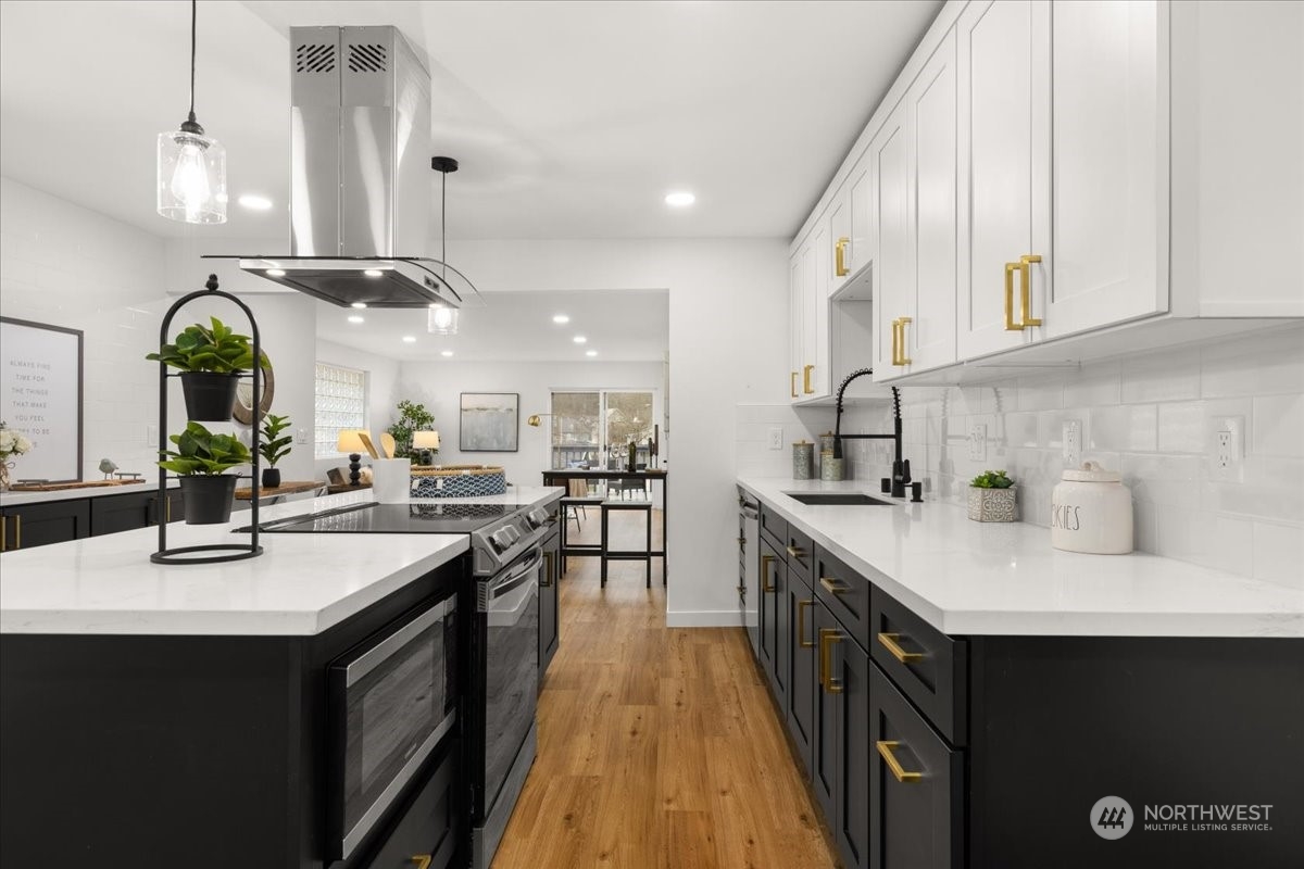 4111 Renton Avenue S