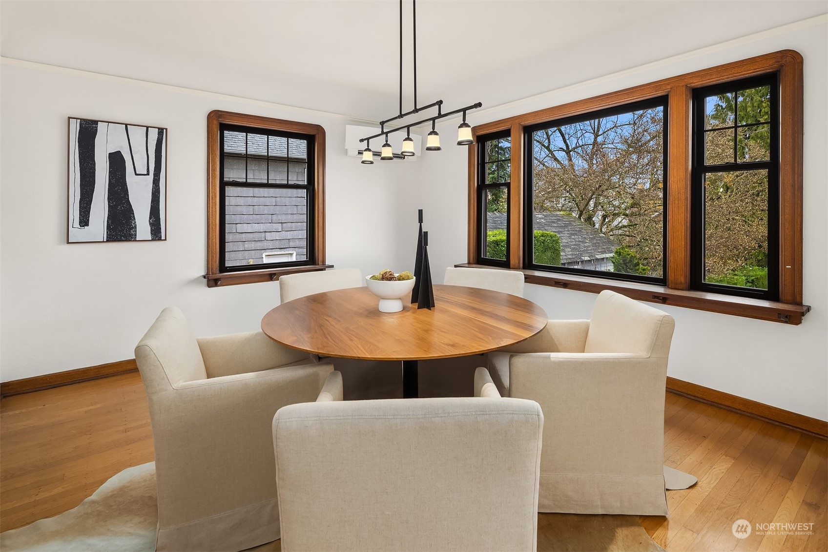 3912 Meridian Avenue N