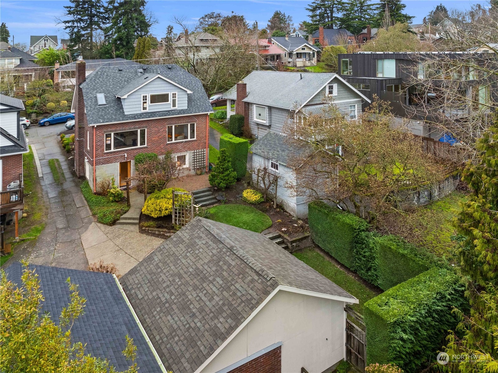 3912 Meridian Avenue N