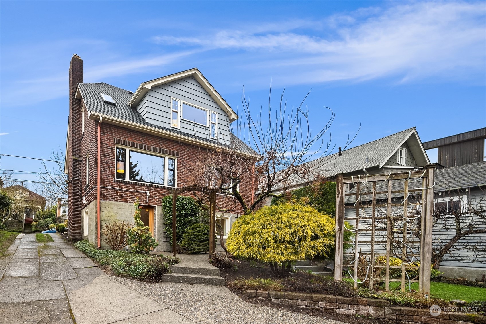 3912 Meridian Avenue N