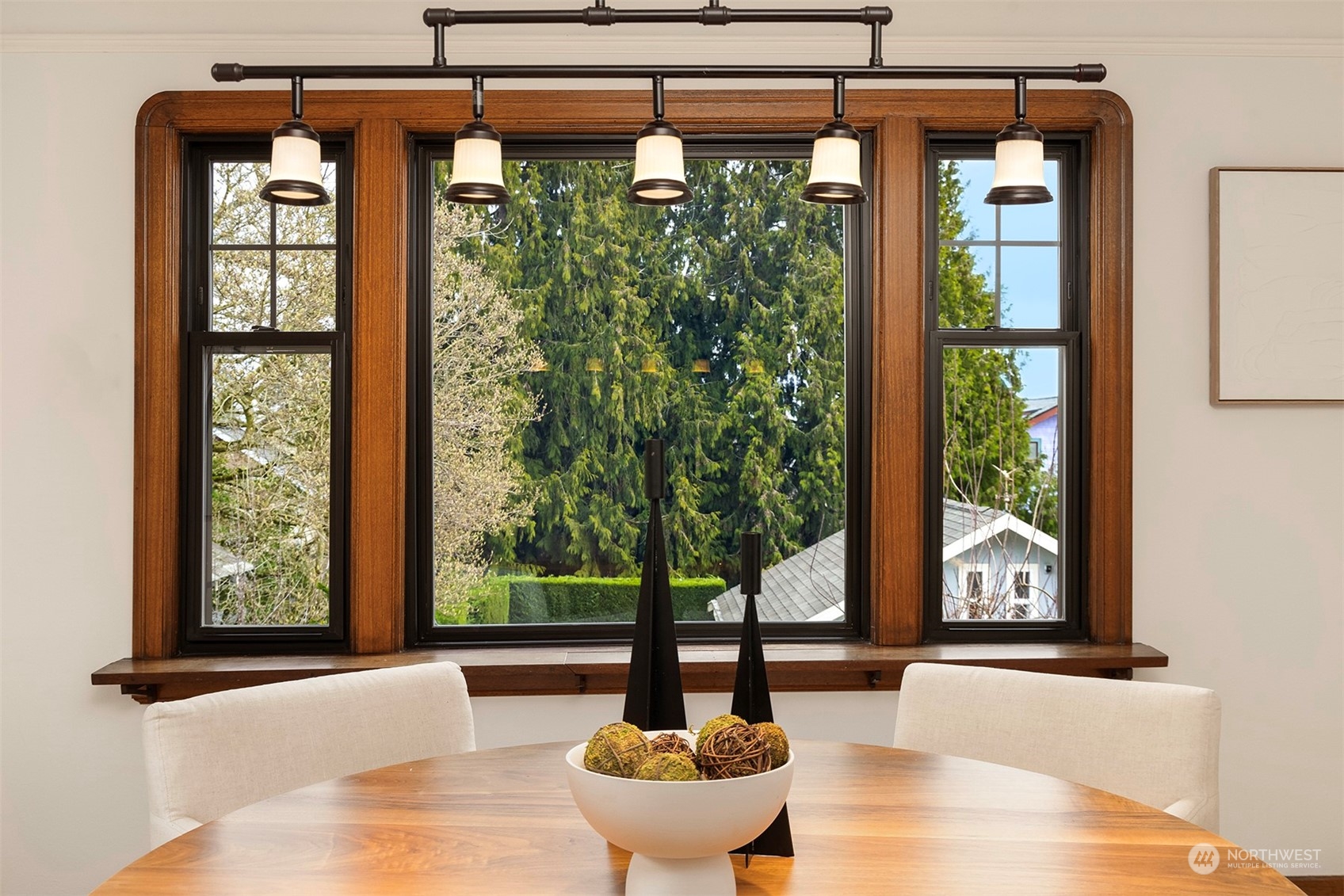 3912 Meridian Avenue N