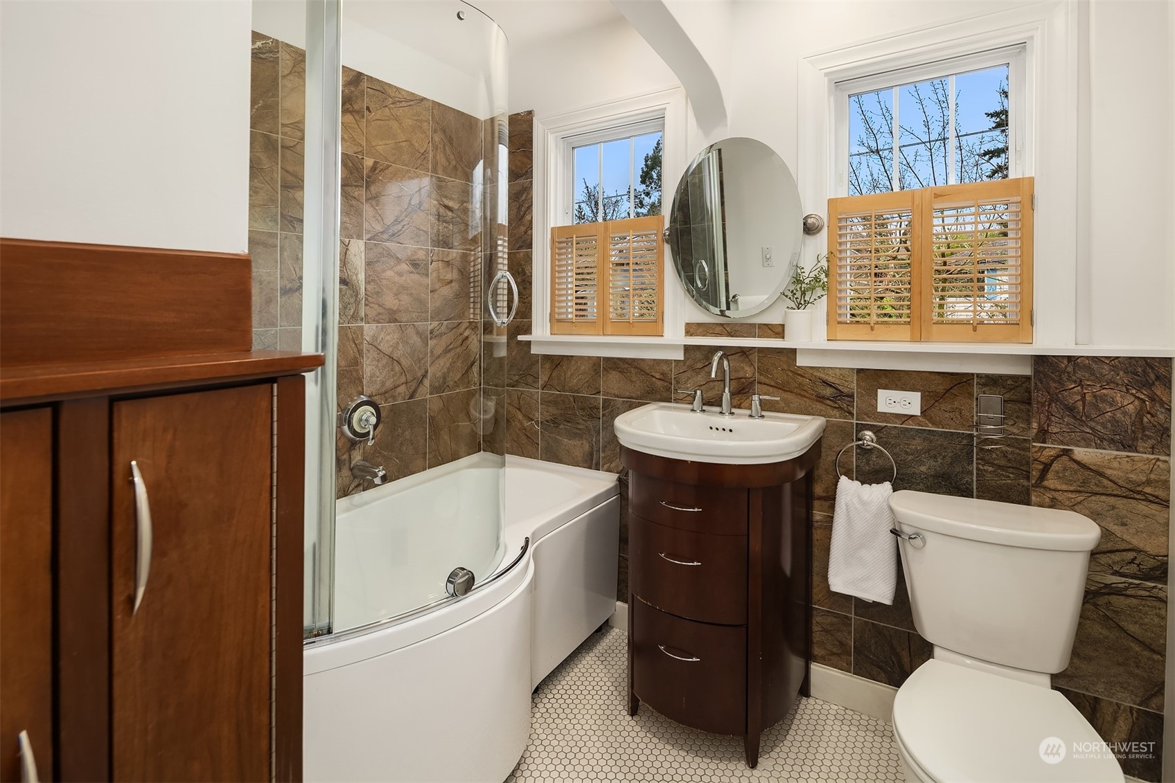 3912 Meridian Avenue N