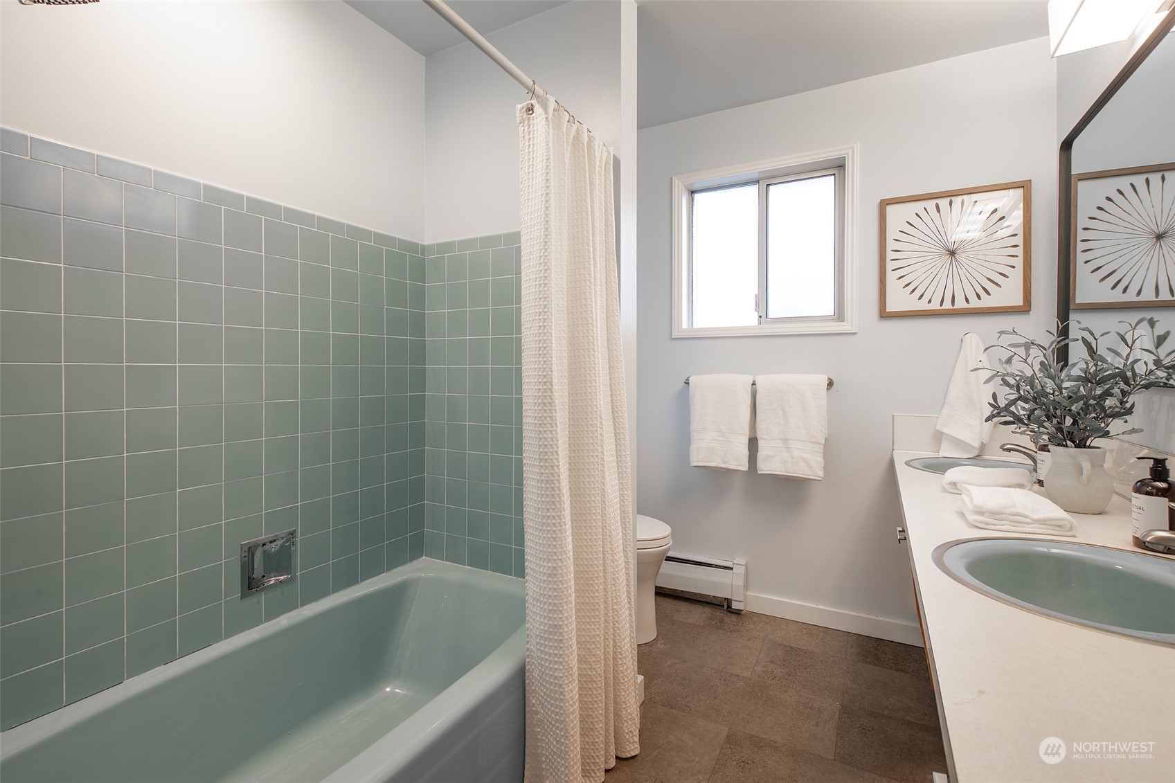 10033 12th Avenue NW