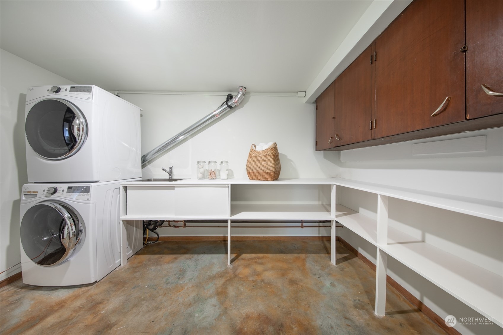 10033 12th Avenue NW