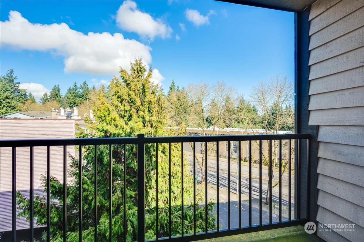 840 NE 125th Street Unit: 403