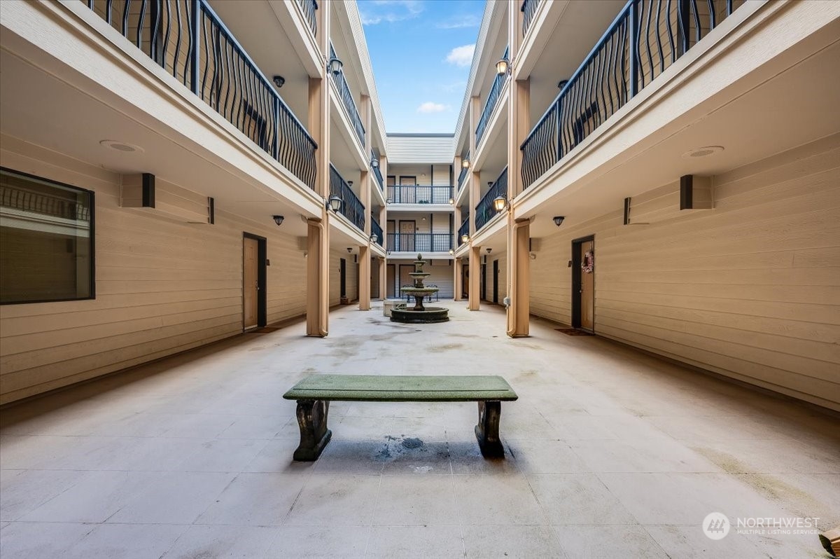 840 NE 125th Street Unit: 403