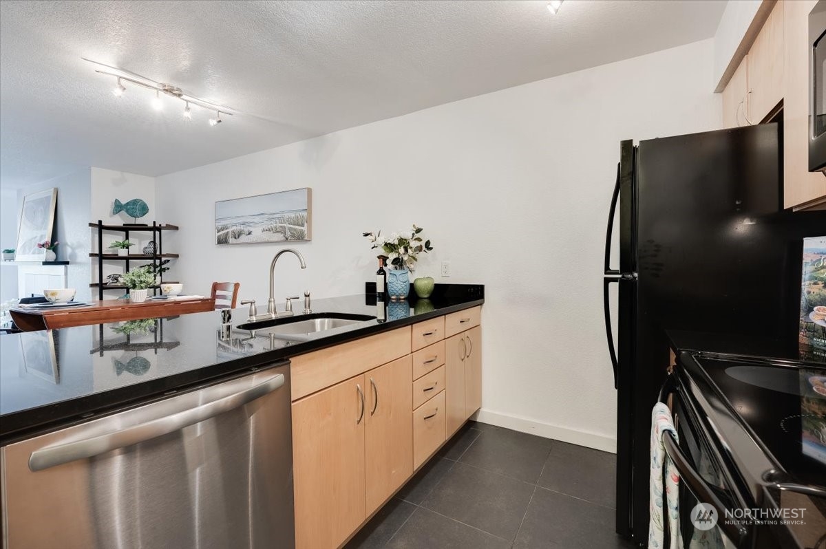 840 NE 125th Street Unit: 403