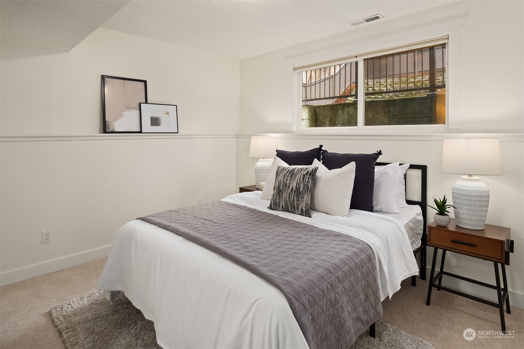 15757 Densmore Avenue N