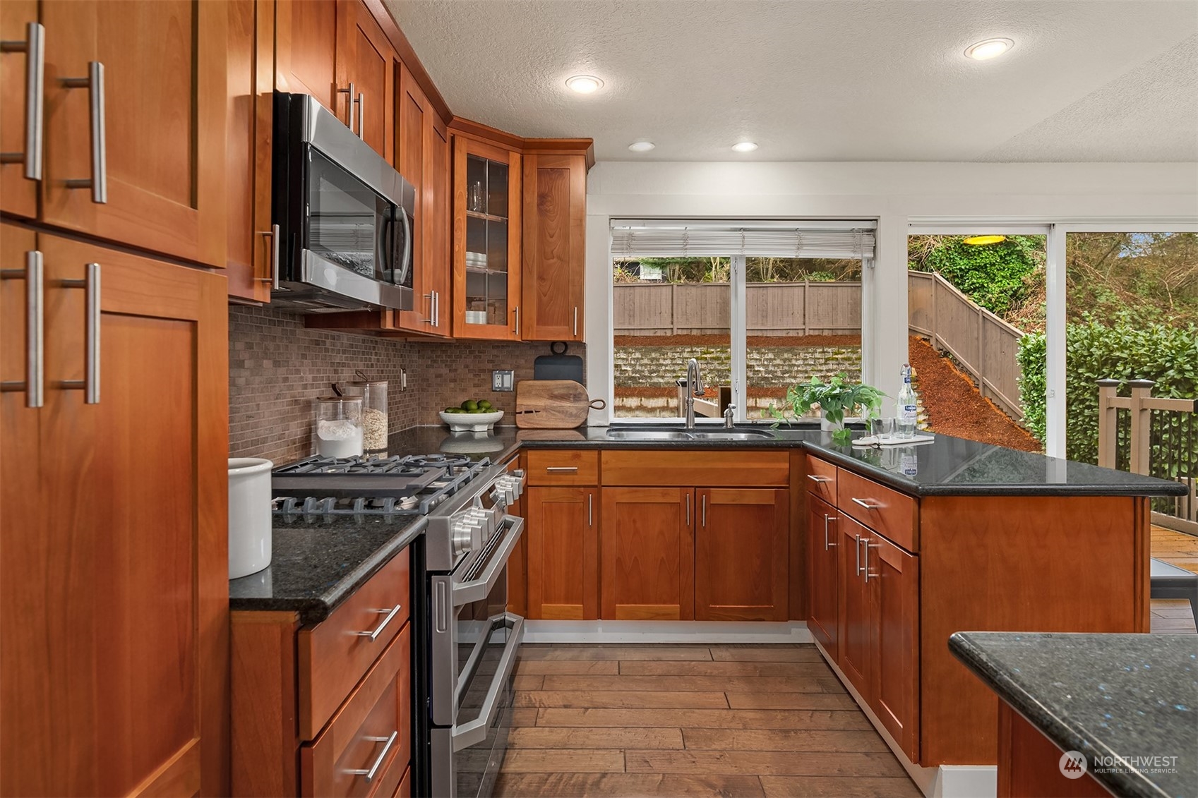 15757 Densmore Avenue N