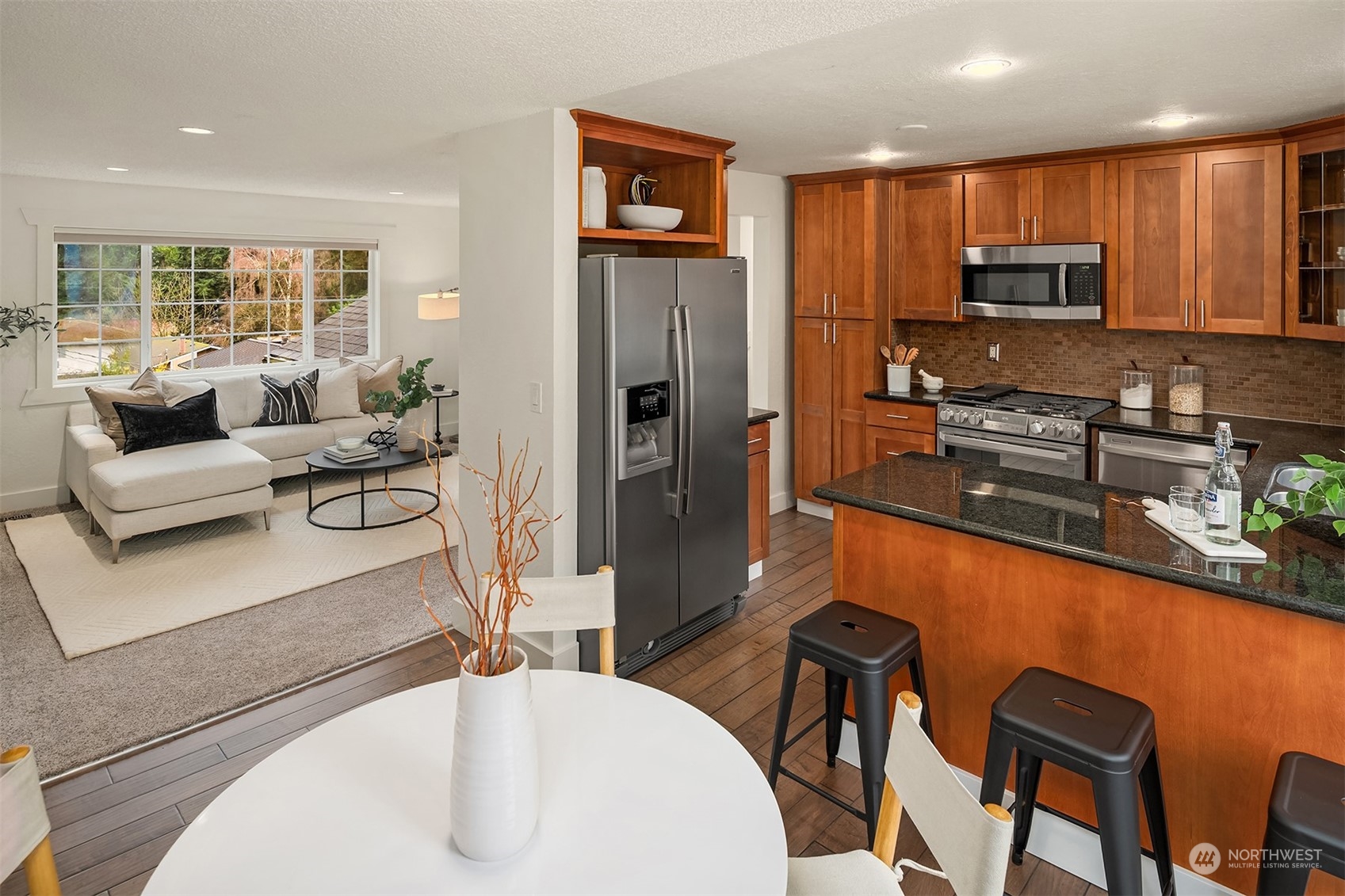 15757 Densmore Avenue N