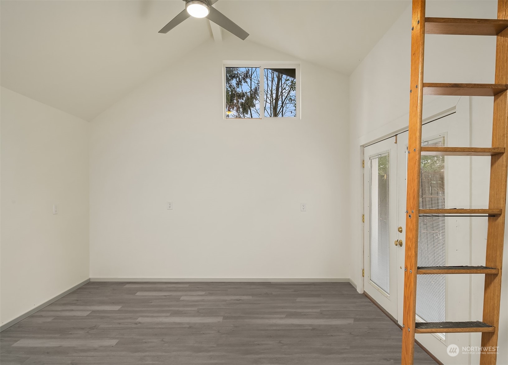 10019 32nd Avenue NE