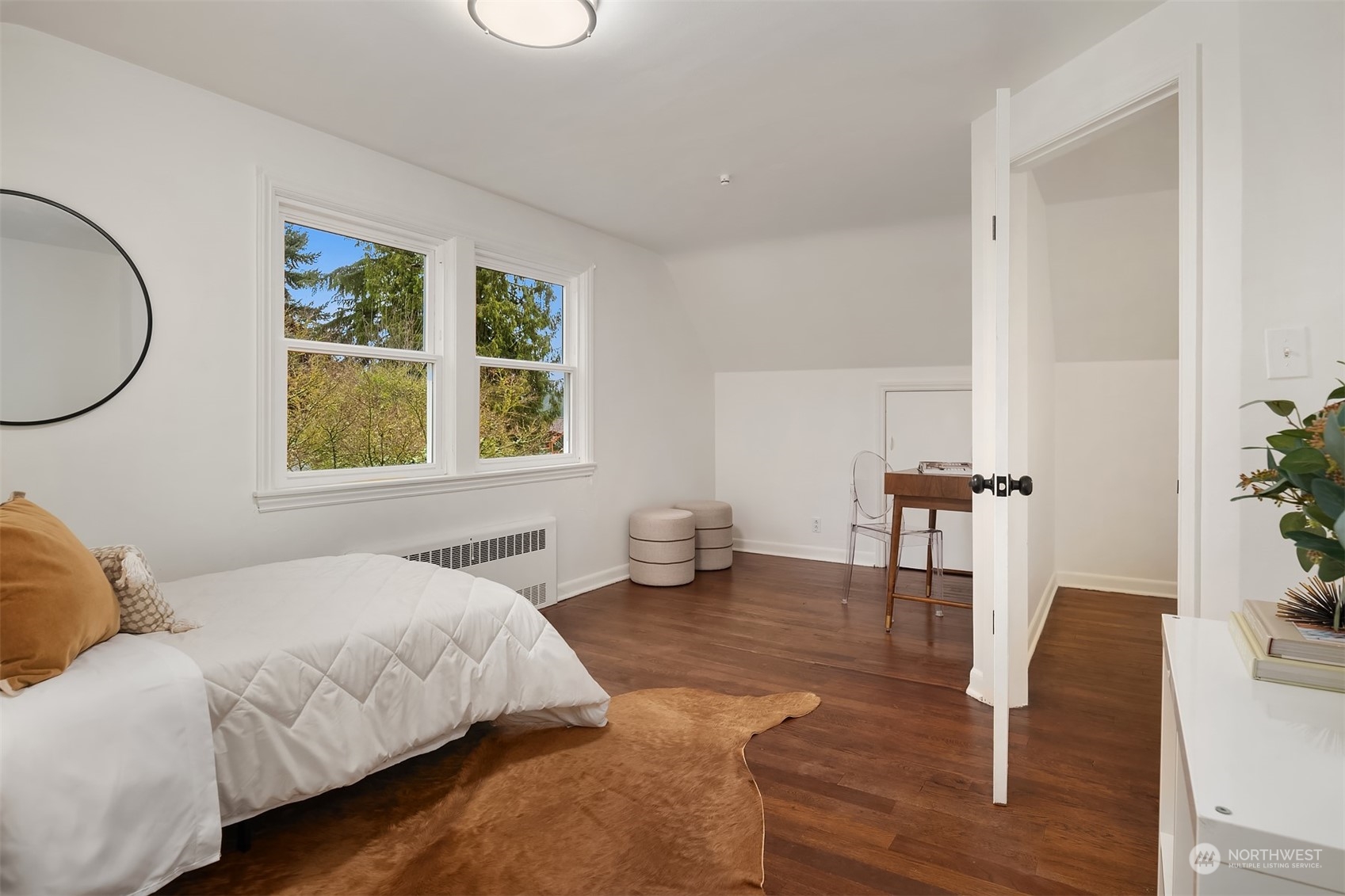 10019 32nd Avenue NE