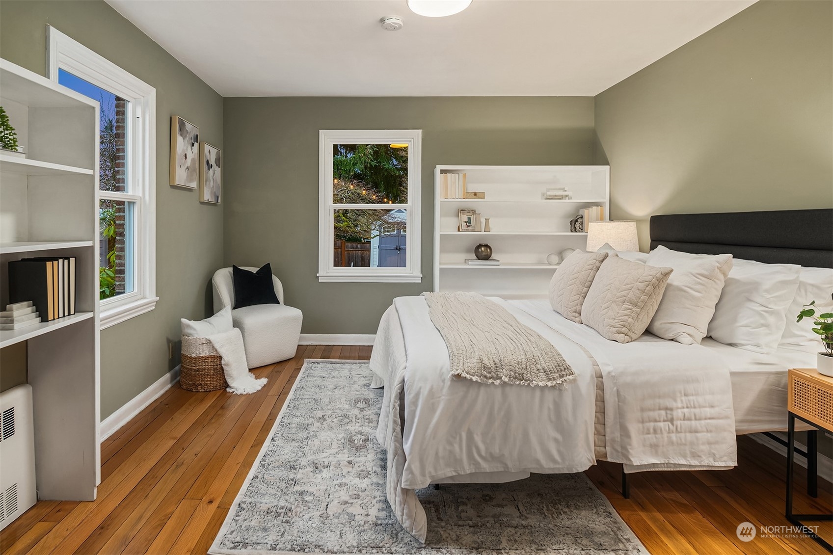 10019 32nd Avenue NE