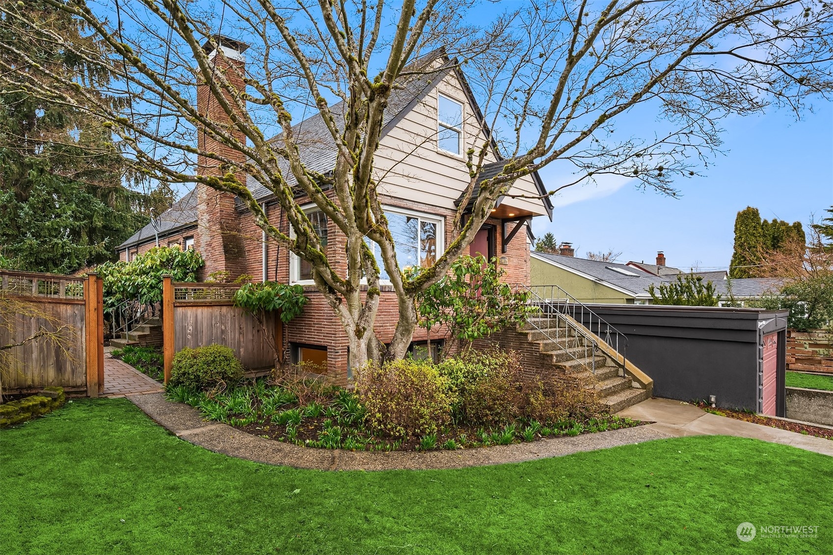 10019 32nd Avenue NE