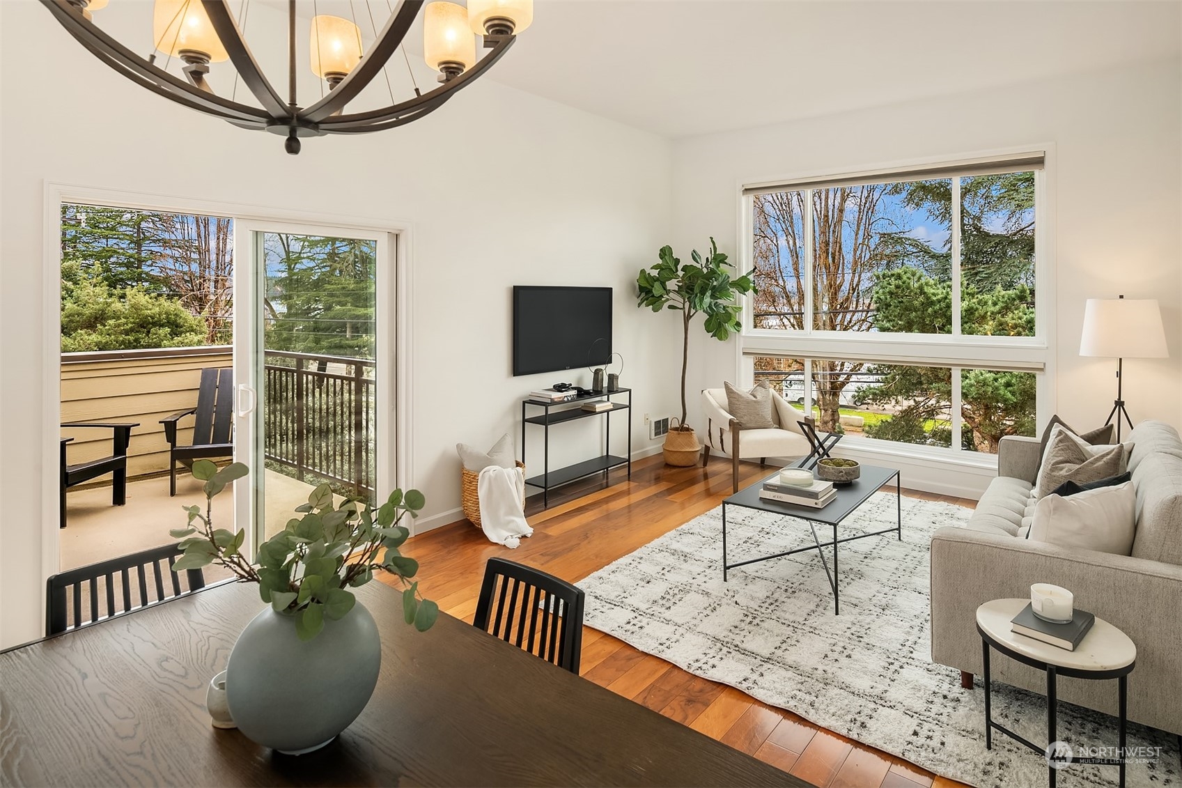 5844 NE 75th Street Unit: A310